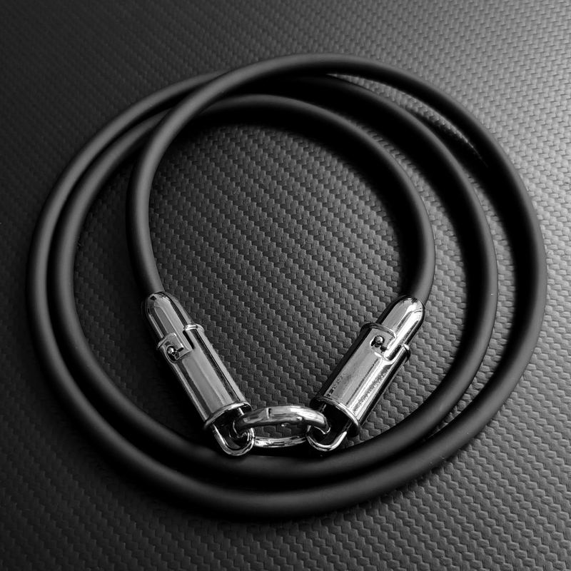 ChubbyCable Hook-Power Classic â€?Anti-Theft Hang & Twist-to-Charge 240W