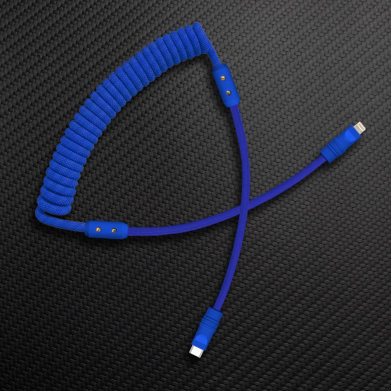 Blue coiled aviator cable USB-C to Lightning